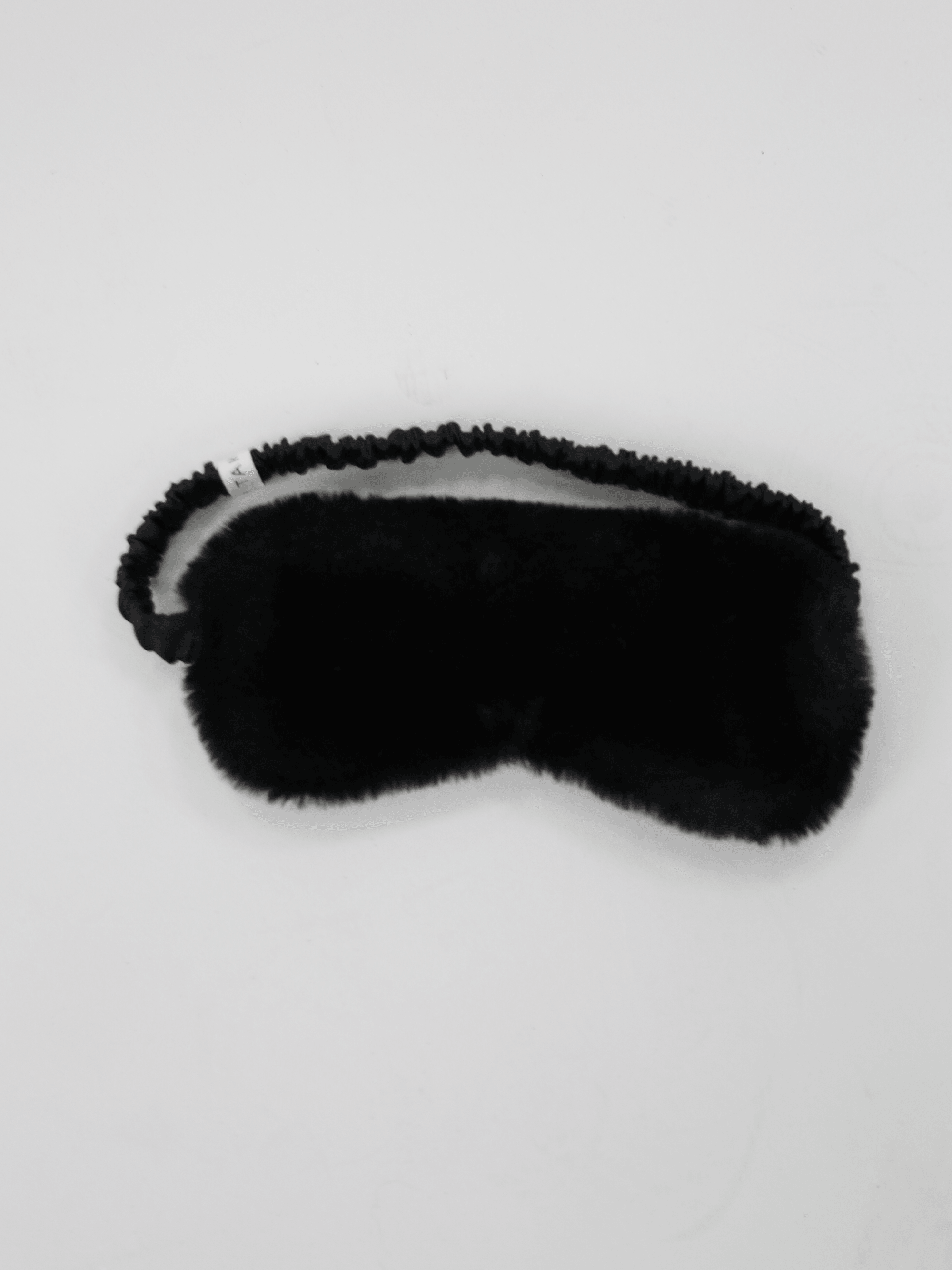 מגן עיניים SOFTNESS - שחור