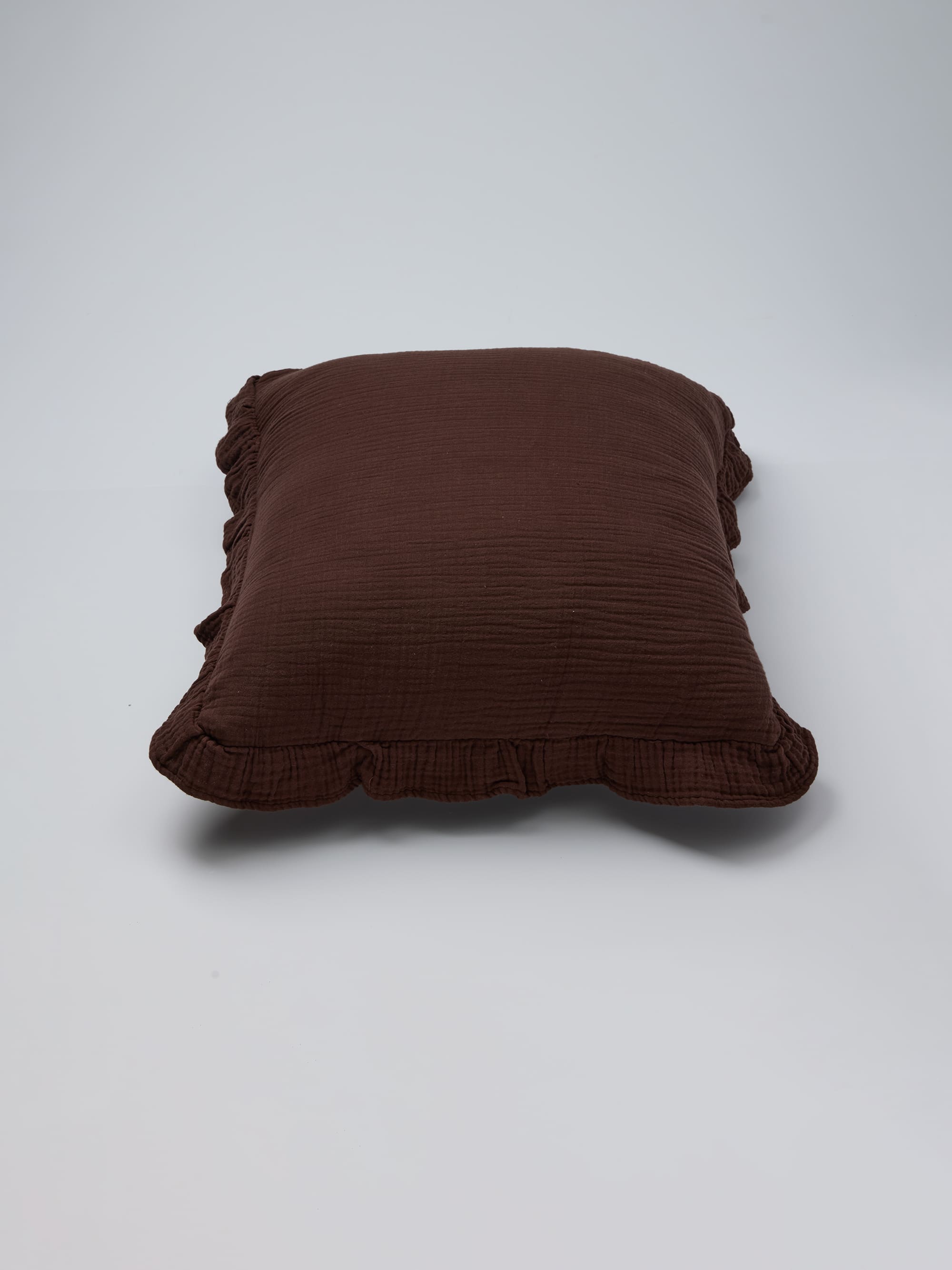 ציפית לכרית ריבוע Dream - בראוני