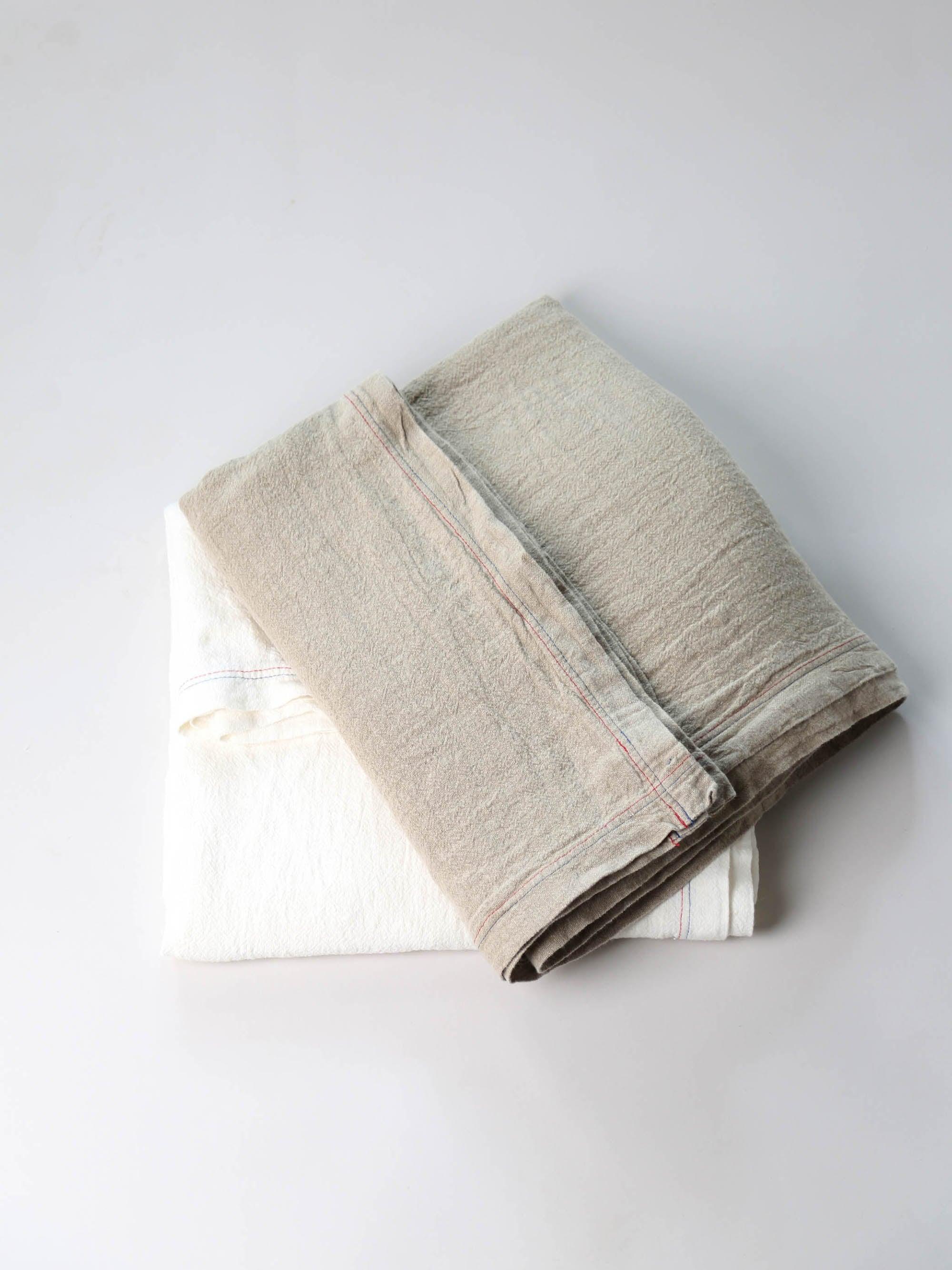 מפת שולחן - אבן