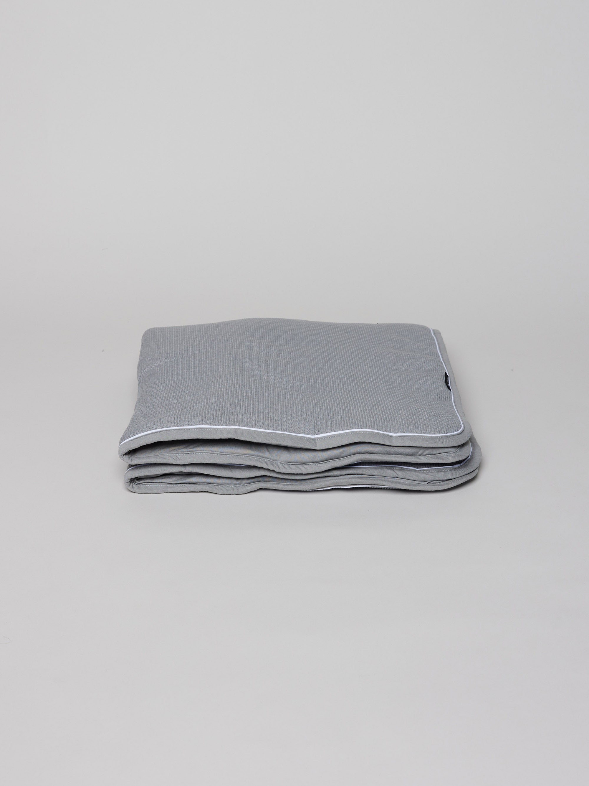 שמיכת סופט טריקו לתינוקות Jacquard -אפור