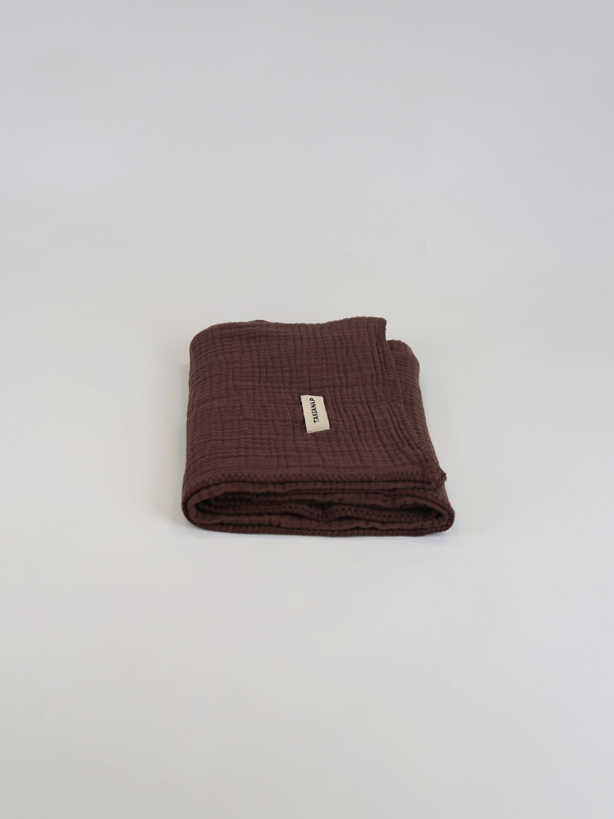 כיסוי מיטה/שמיכה רקומה לתינוק DREAM - בראוני