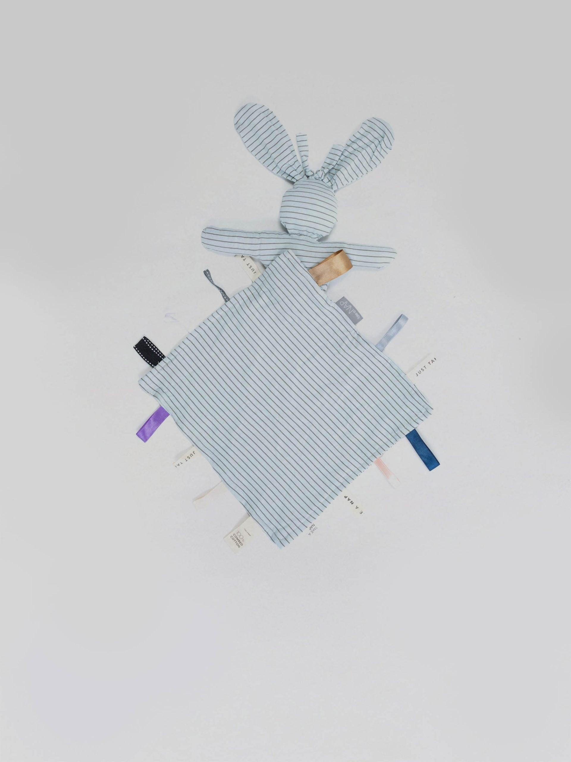 תיתוש תוויתוש חפץ מעבר בצבע תכלת