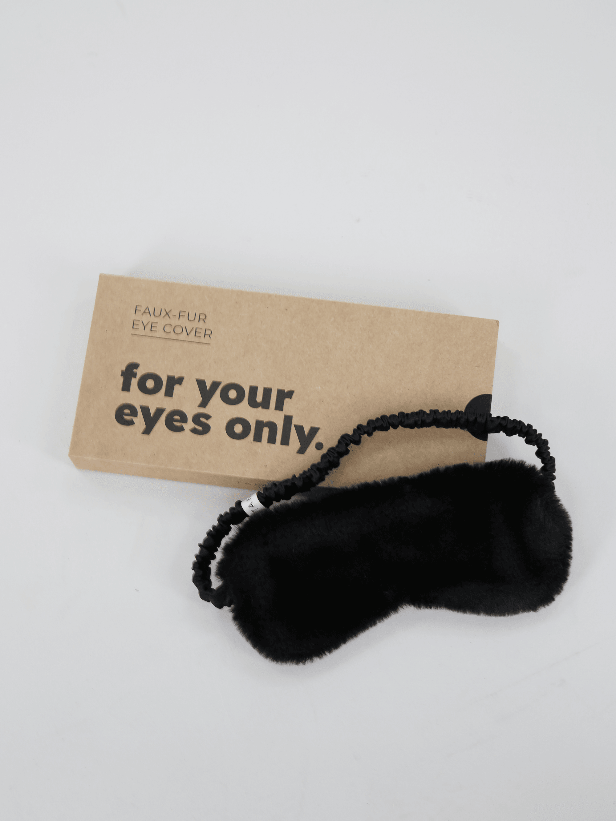 מגן עיניים SOFTNESS - שחור