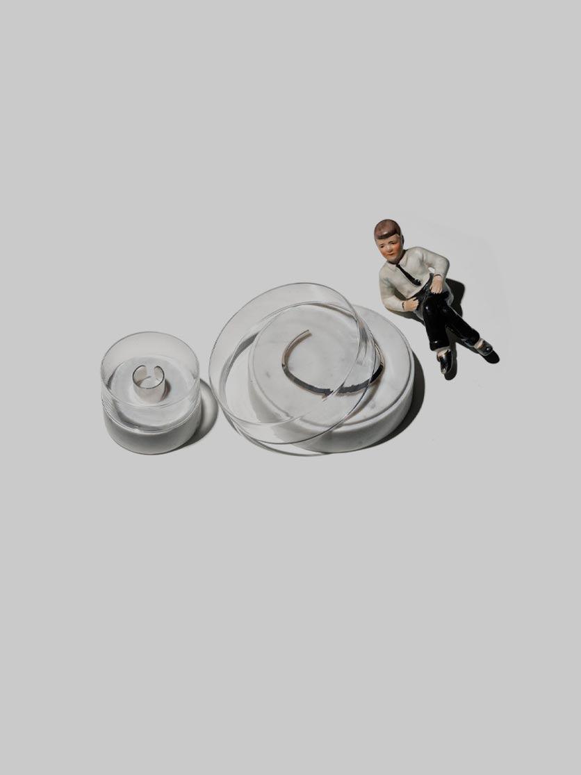 מעמד לתכשיטים