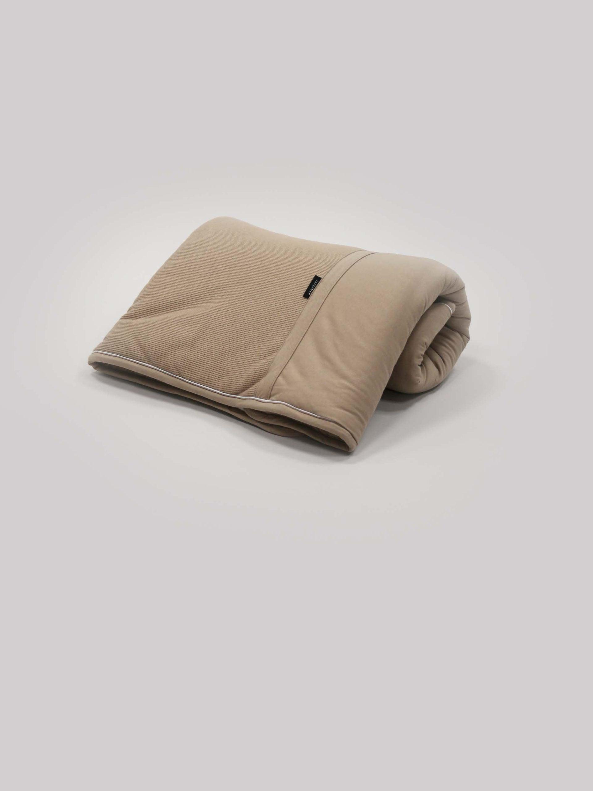 שמיכת סופט טריקו לתינוקות Jacquard - מוקה